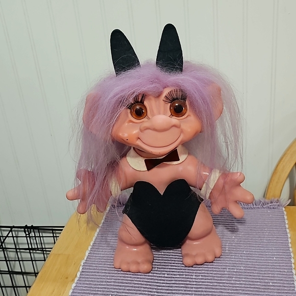Playboy Troll - Picture 1 of 9